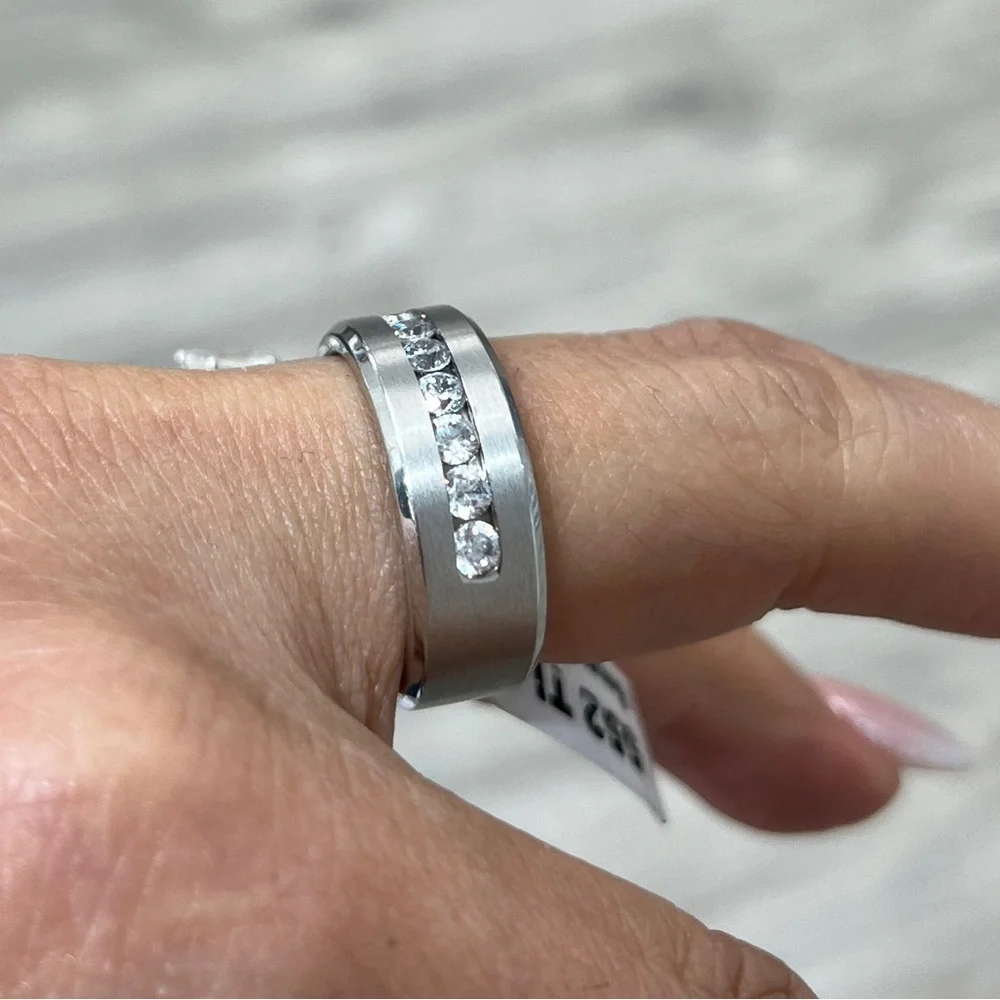 N/A 8mm white